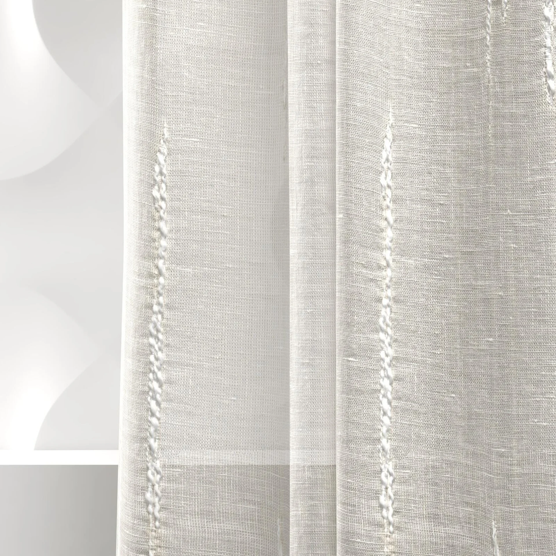 Detailed view of Tidal Linen