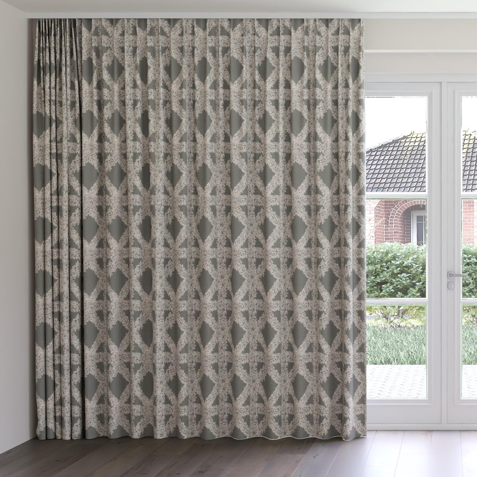 Front view of Tuku Schist, on curtain rail