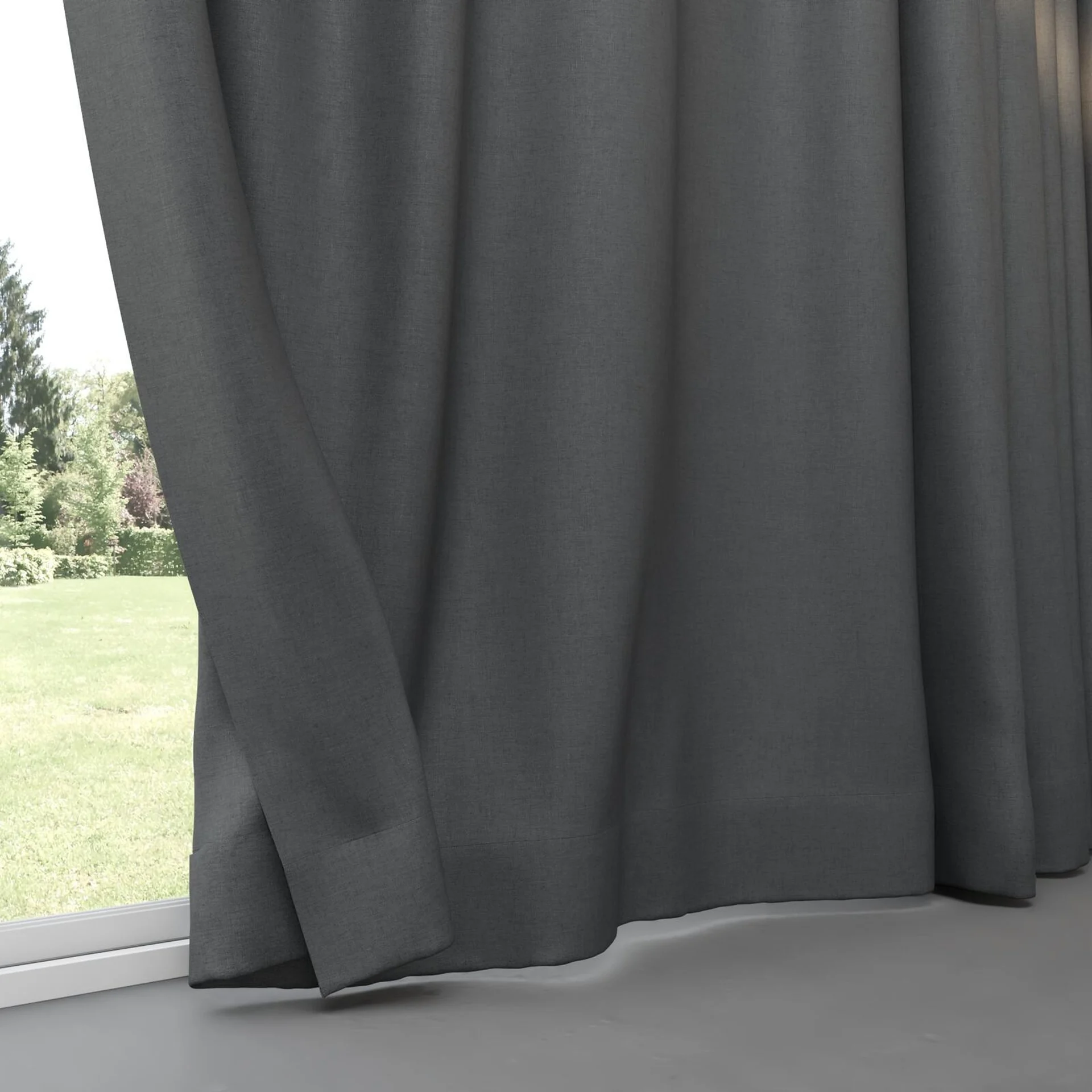 Bottom view of Stonewall Blackout Raven, pinch pleat