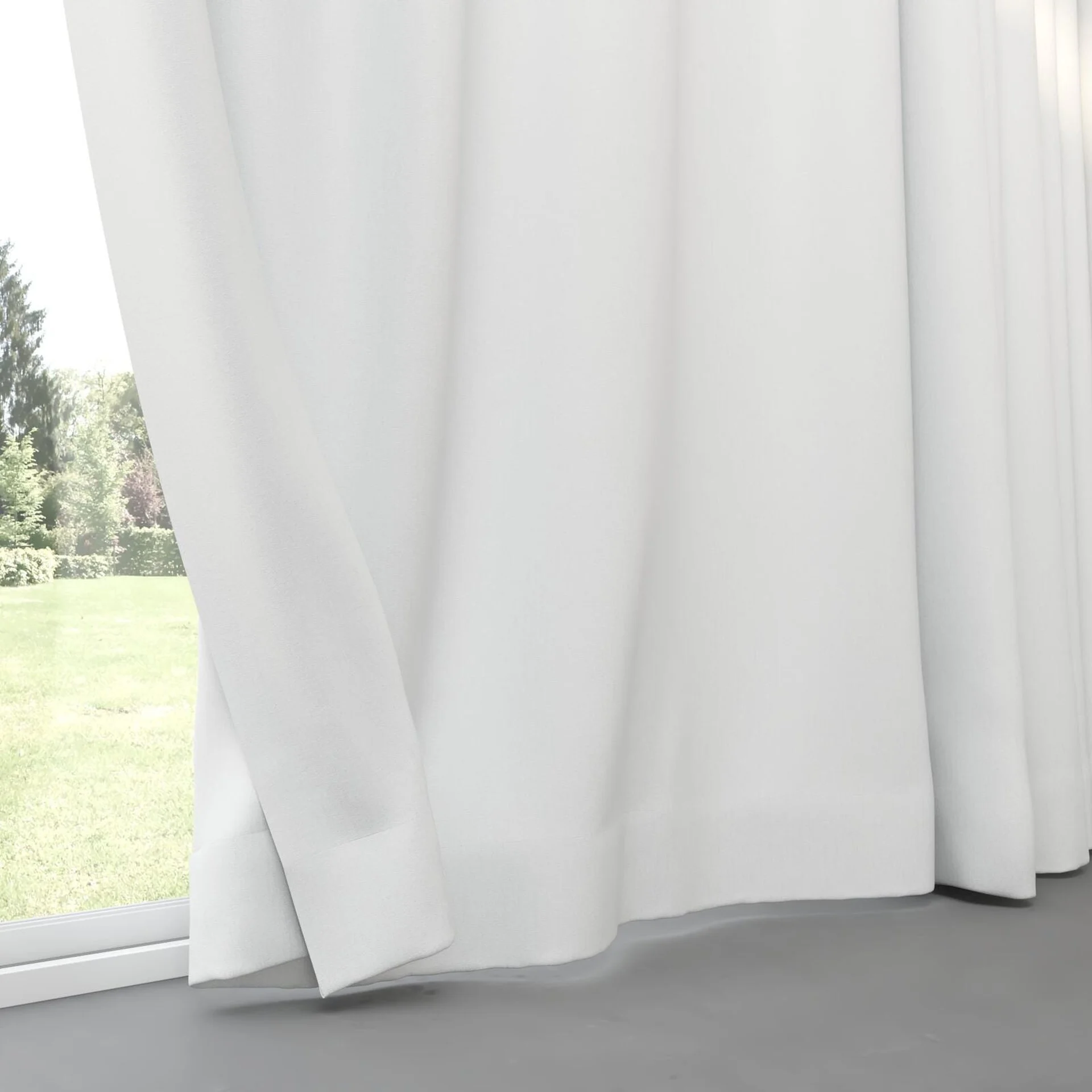 Bottom view of Retreat II Cotton, pinch pleat