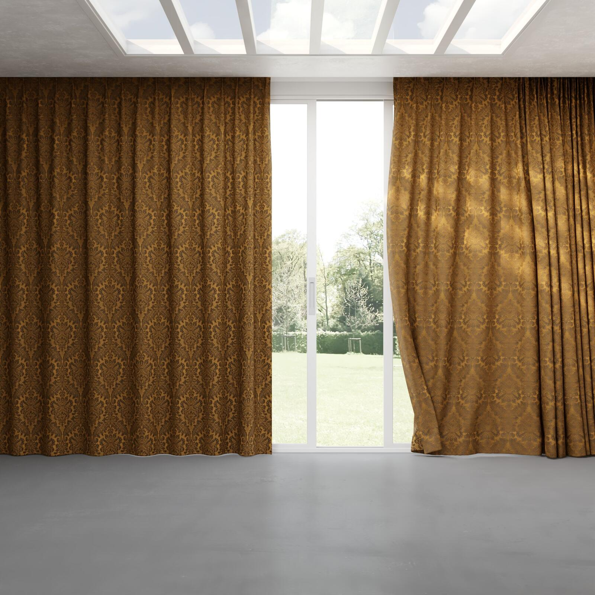 Full view of Gosh Tinsel, pinch pleat
