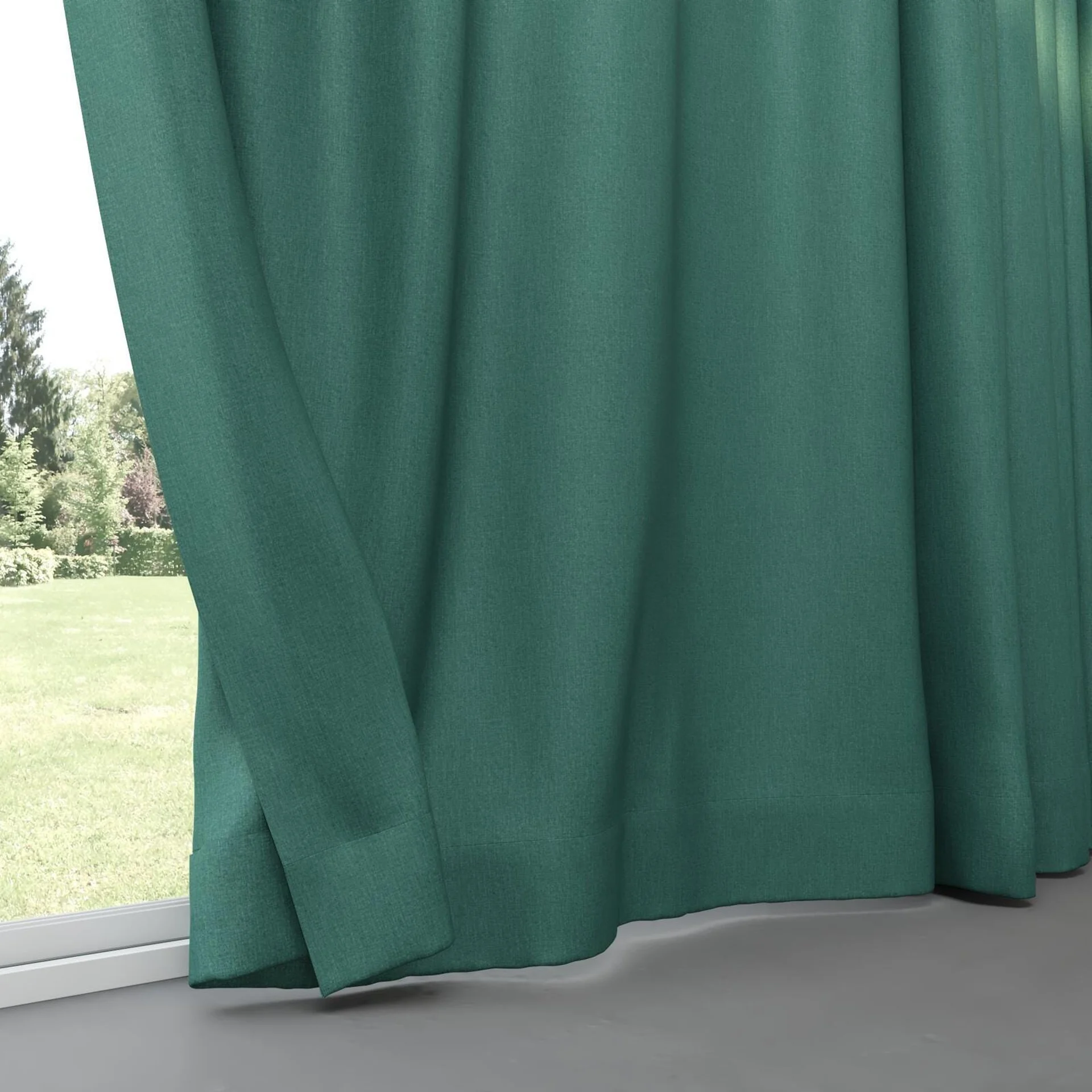 Bottom view of Kidglove Emerald, pinch pleat