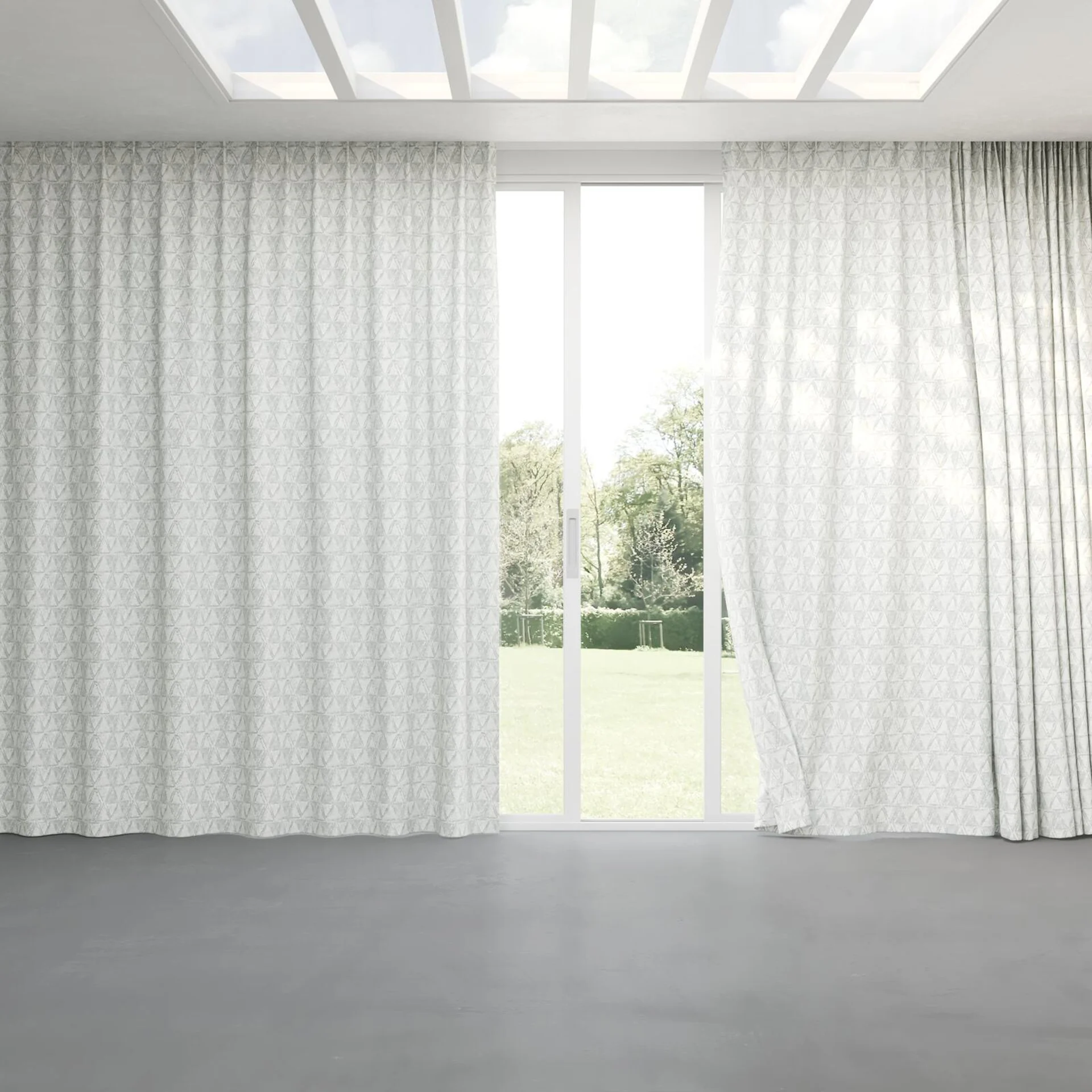 Full view of Handsome Crystal, pinch pleat