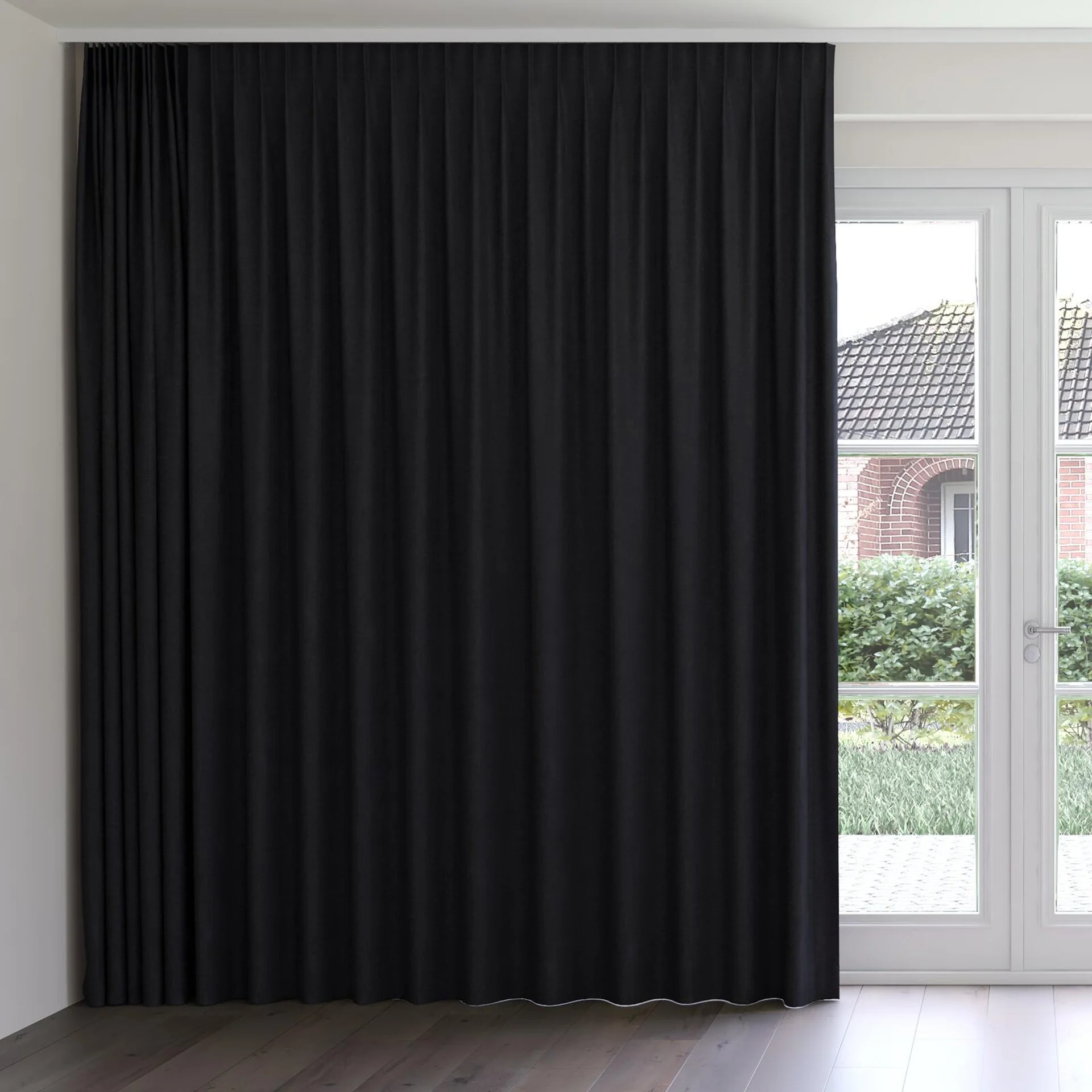 Front view of Rover Onyx, on curtain rail