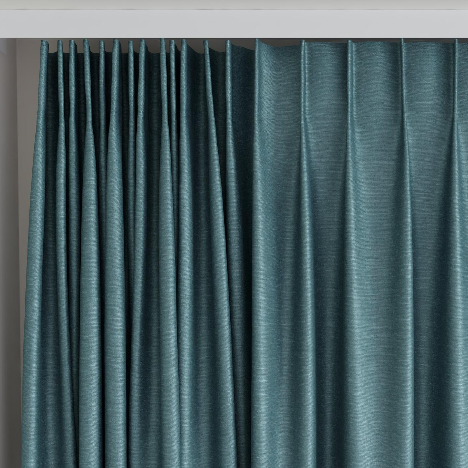 Top view of Provence Spa, on curtain rail