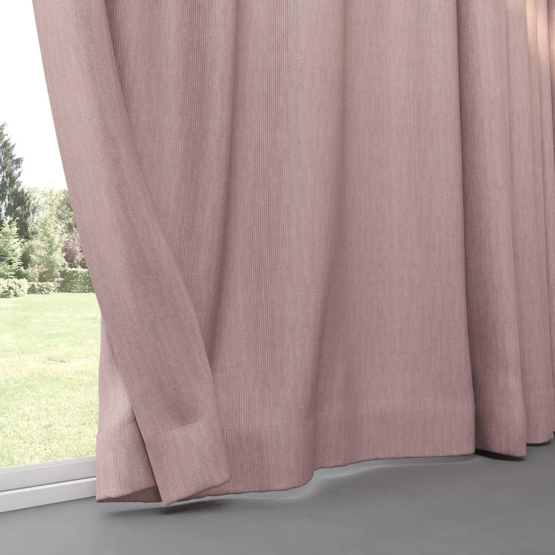 Bottom view of Hombre Petal, pinch pleat