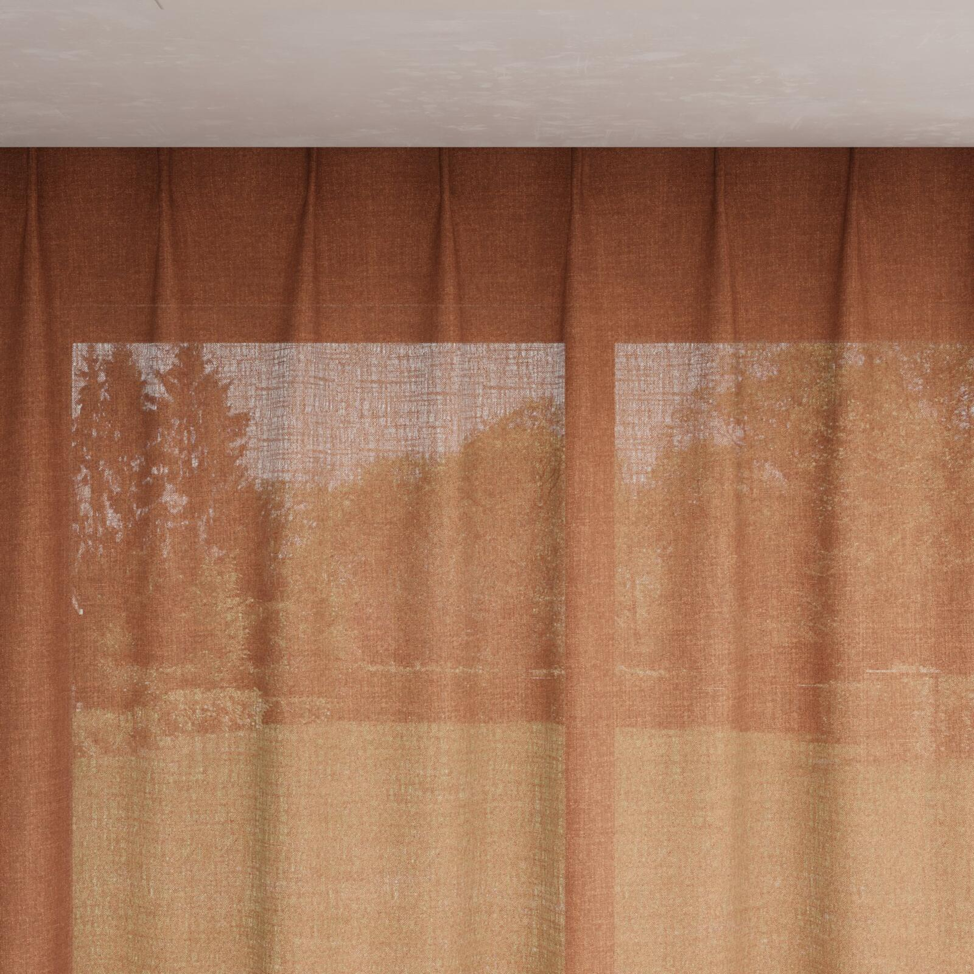 Top view of Motion Spice, pinch pleat