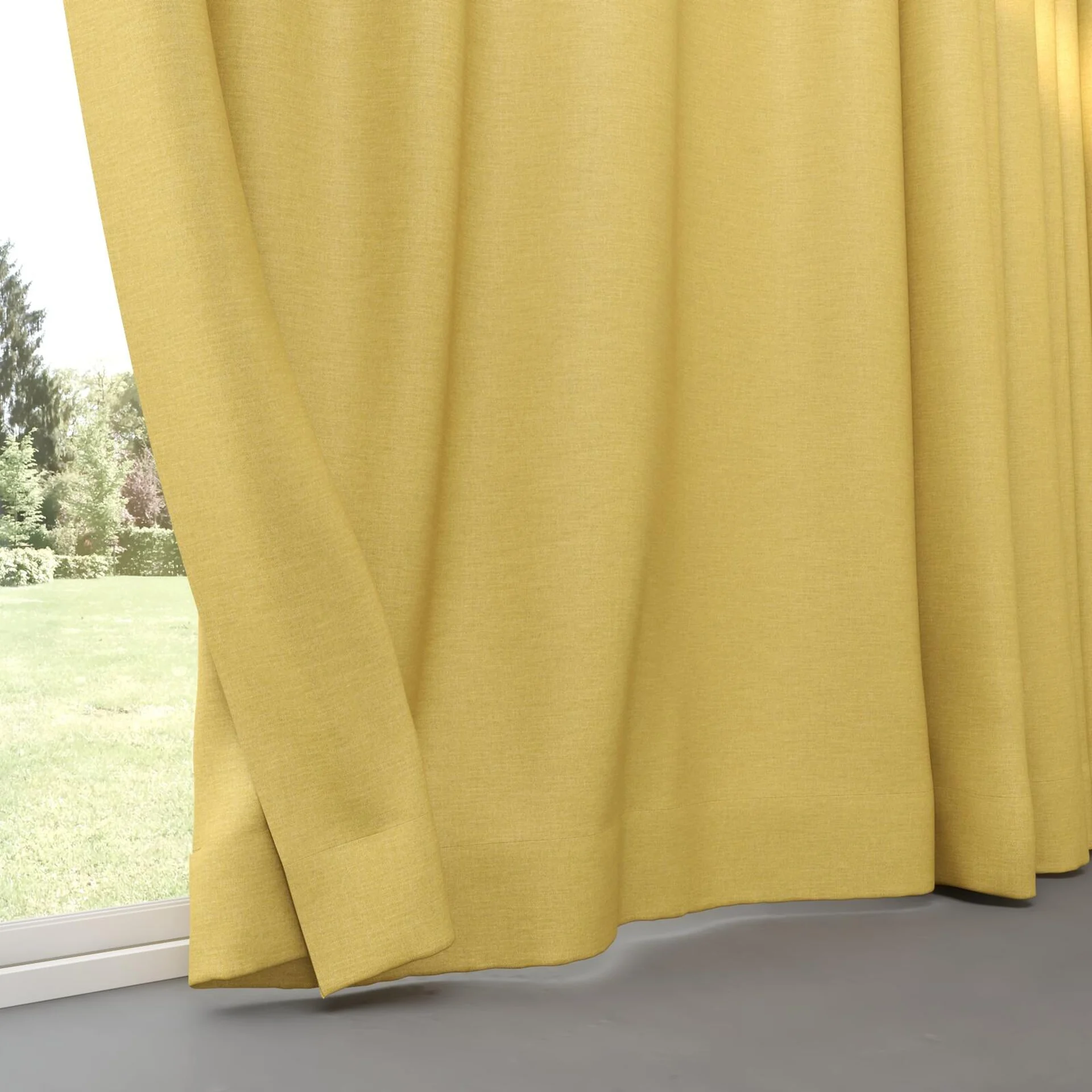 Bottom view of Casual Gold, pinch pleat