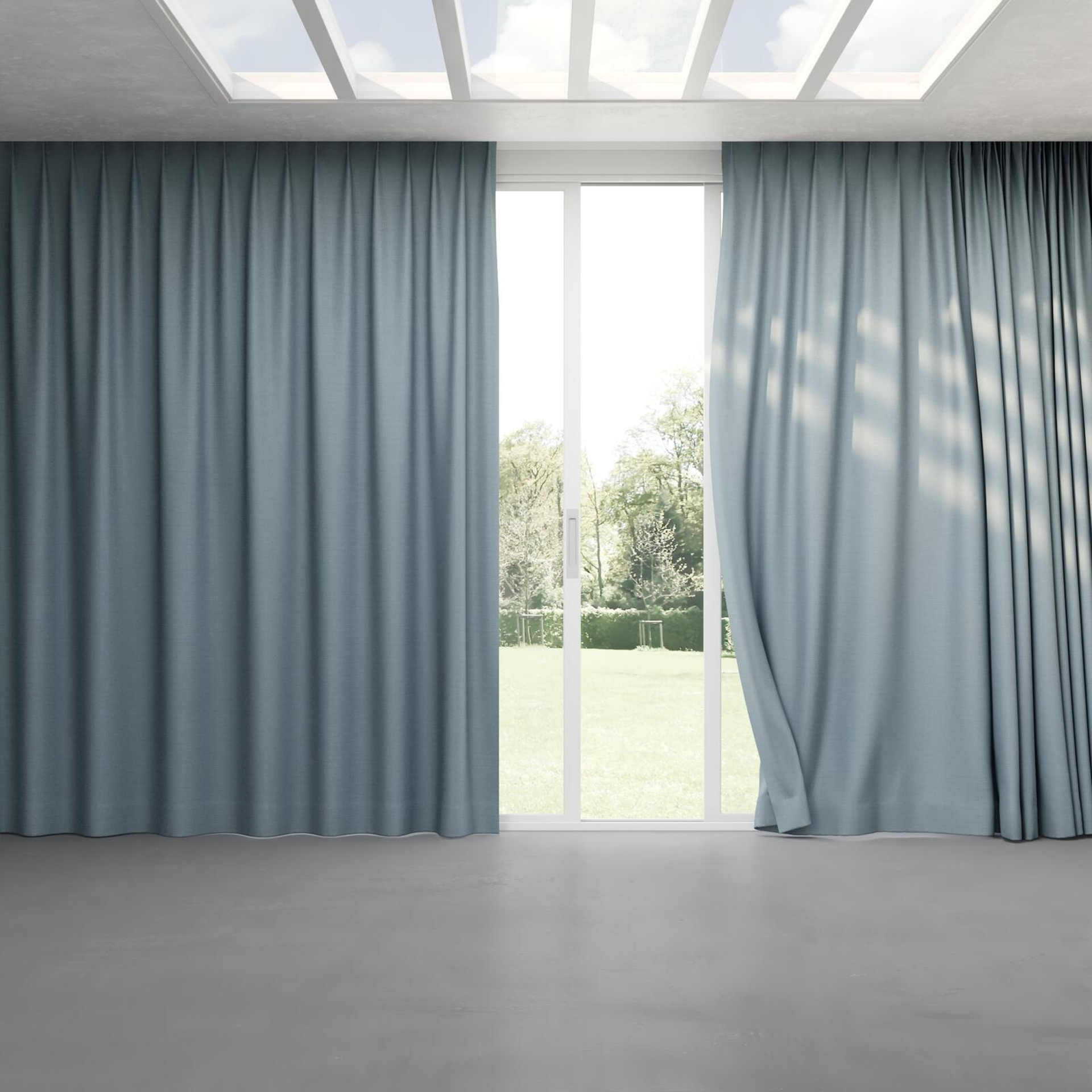 Full view of Linex Sky, pinch pleat