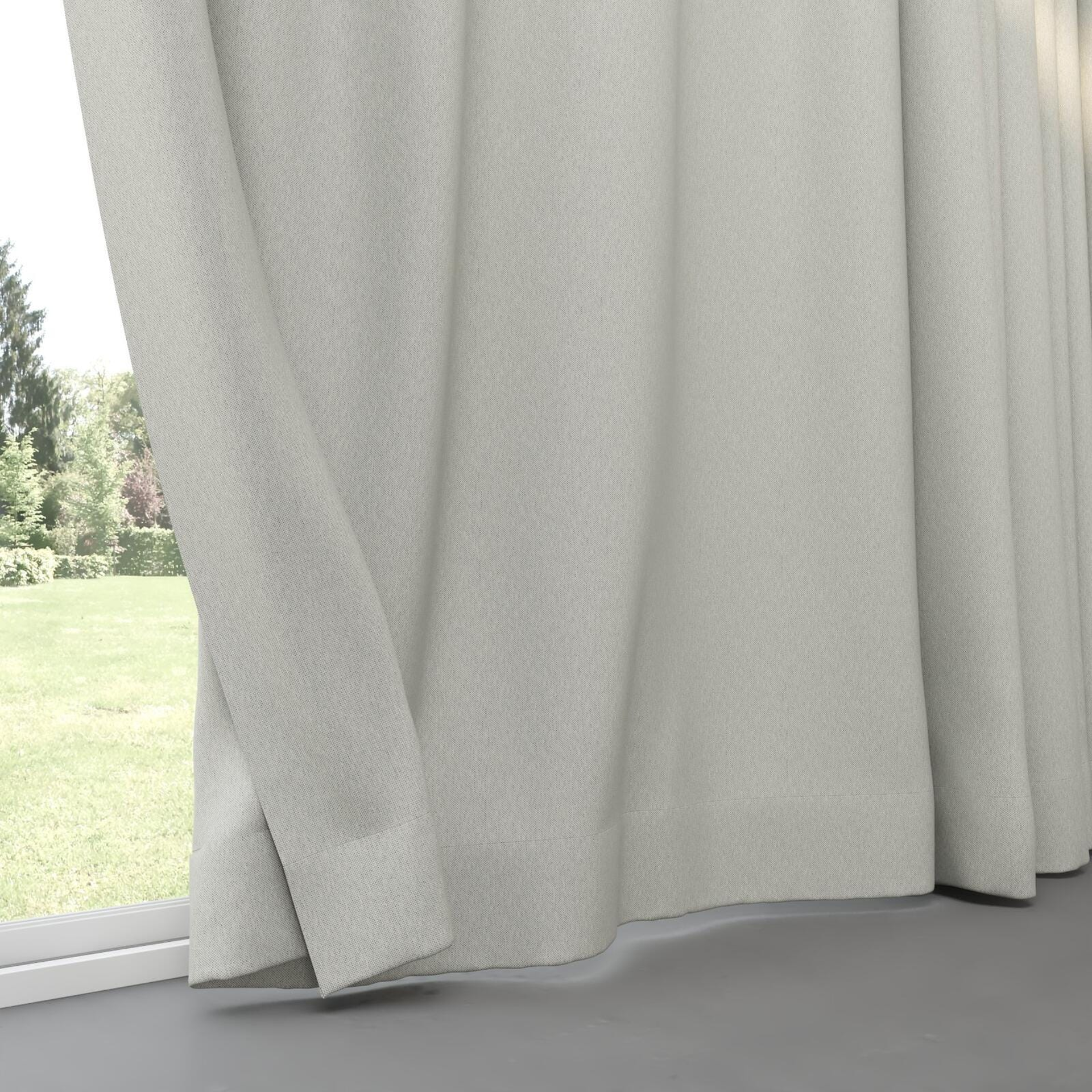 Bottom view of Dream Weaver 300 Flint, pinch pleat