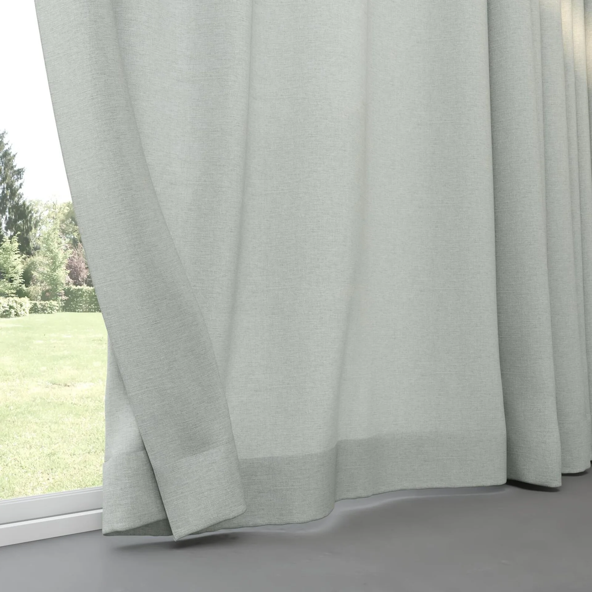 Bottom view of Envoy 2 Mist 320cm, pinch pleat