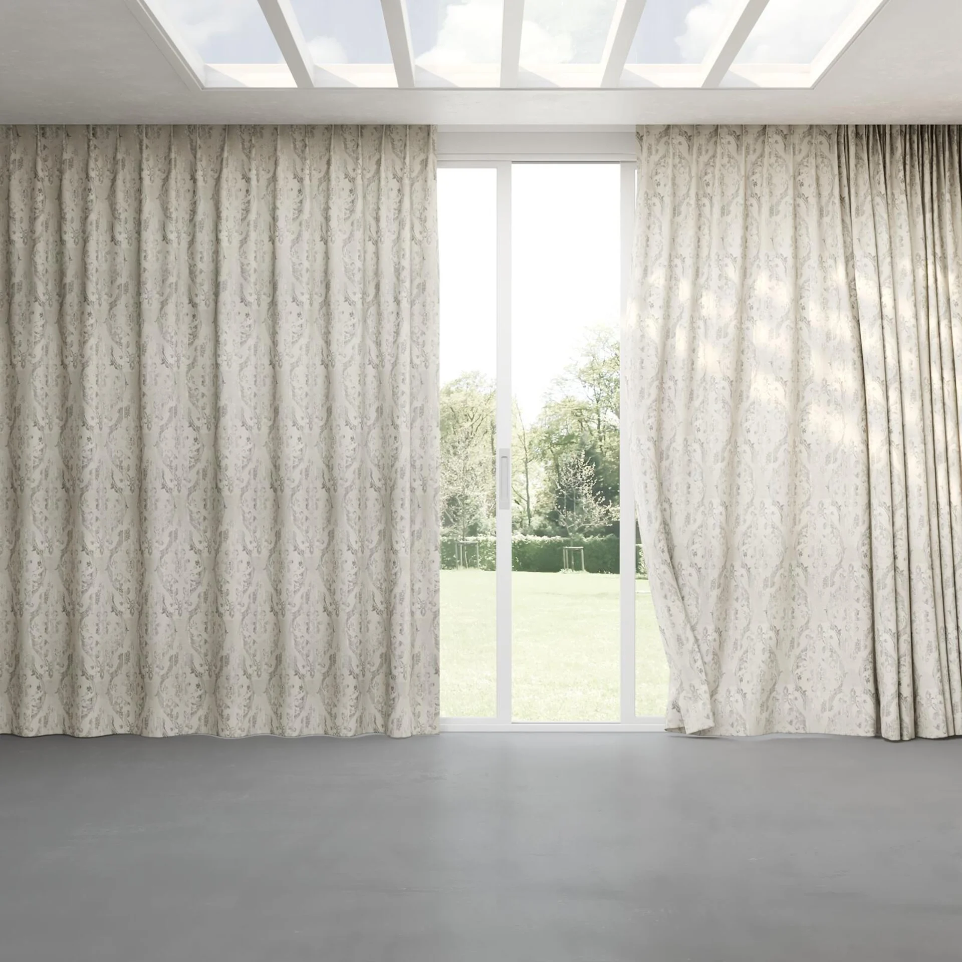 Full view of Congress Feather, pinch pleat