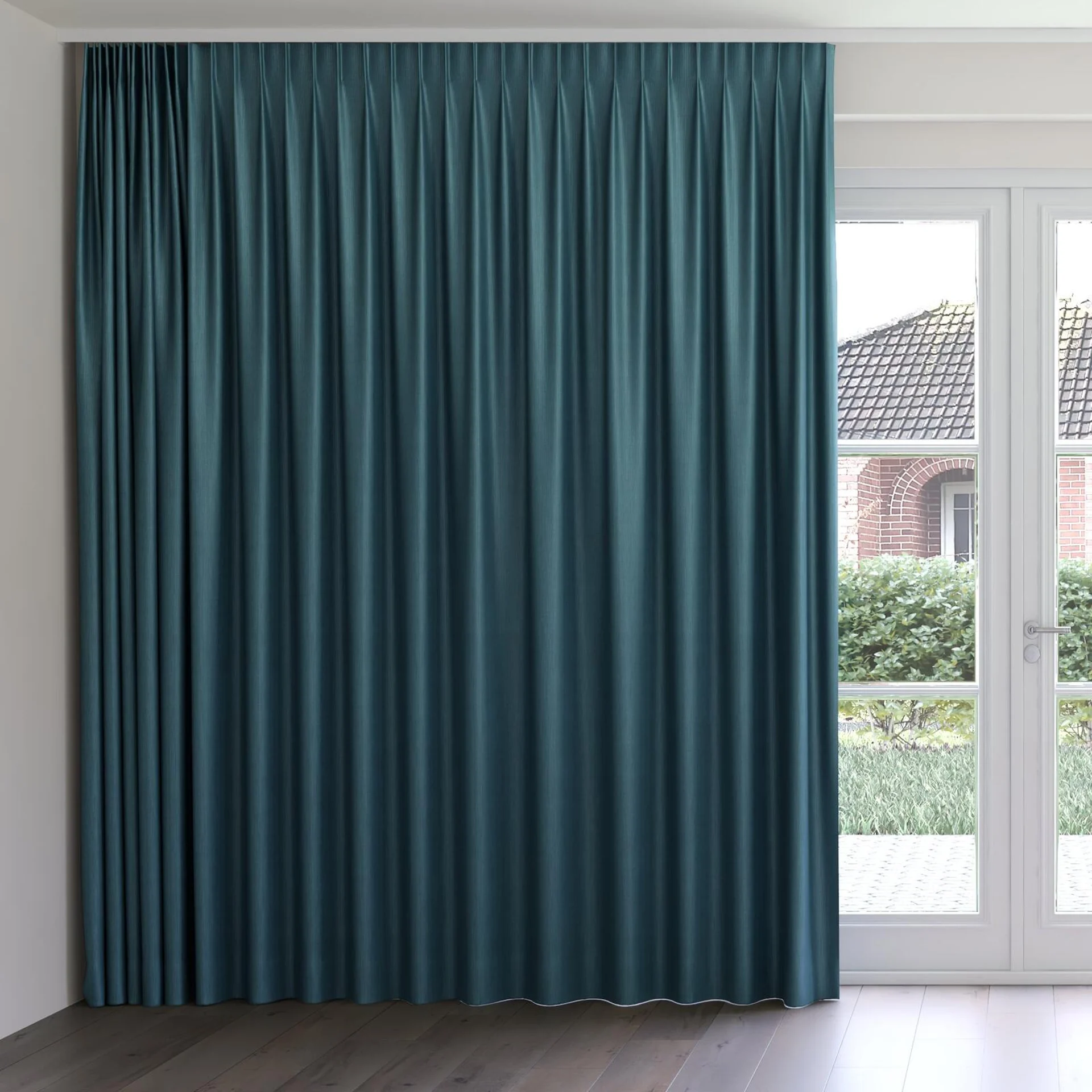 Front view of Hombre Dragonfly, on curtain rail