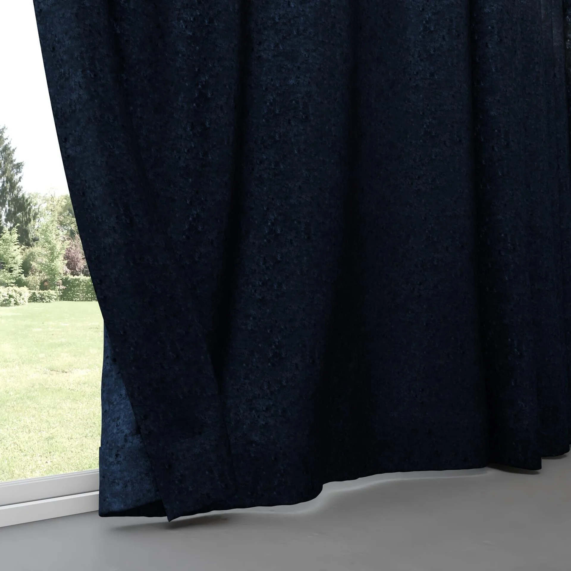 Bottom view of Opera Cobalt, pinch pleat