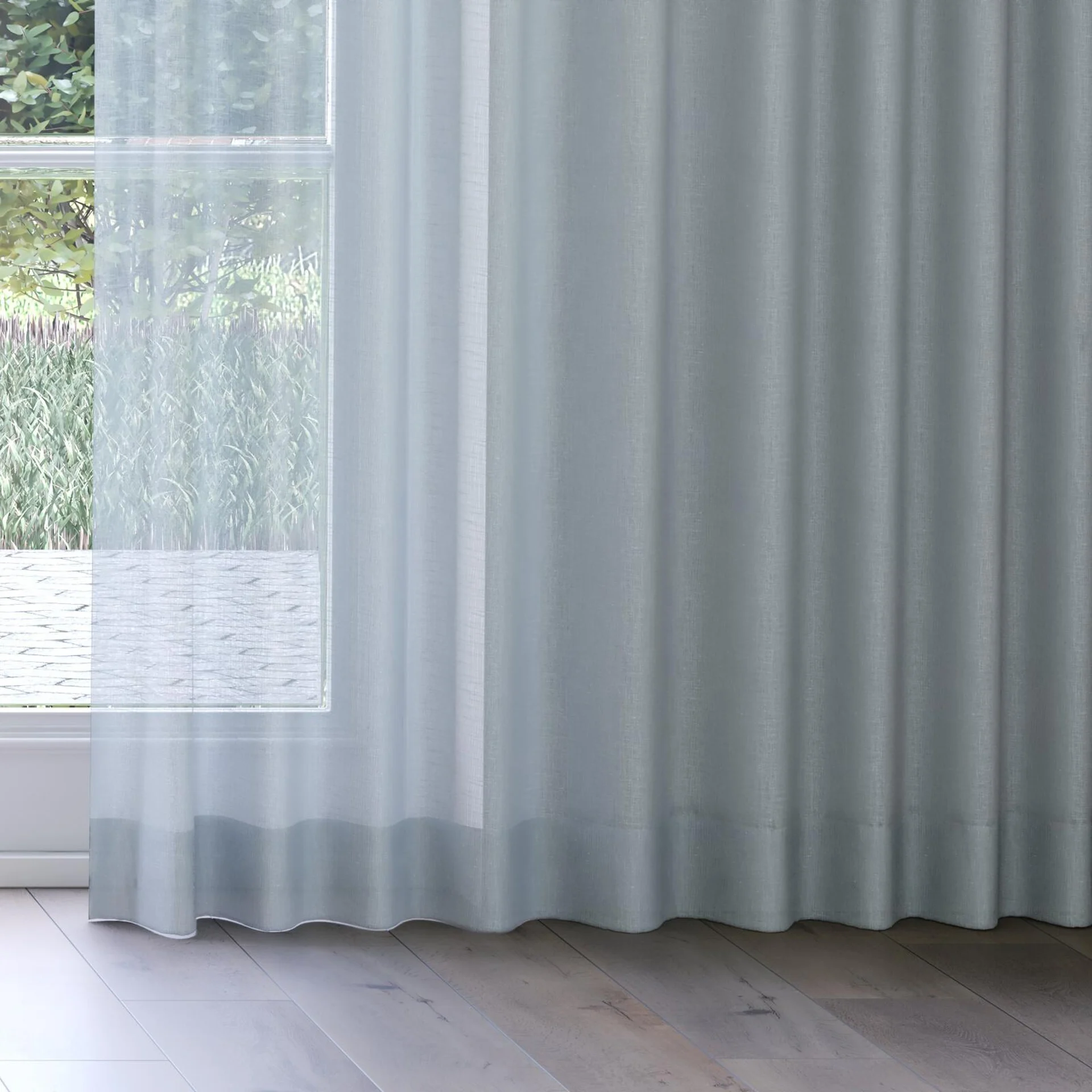 Bottom view of Uno Sky, on curtain rail