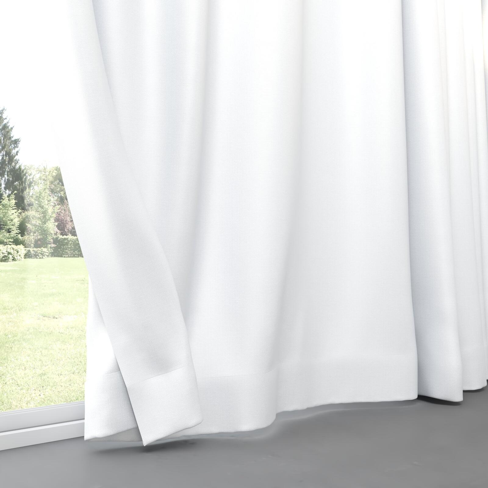 Bottom view of Stallion 2 UC White, pinch pleat