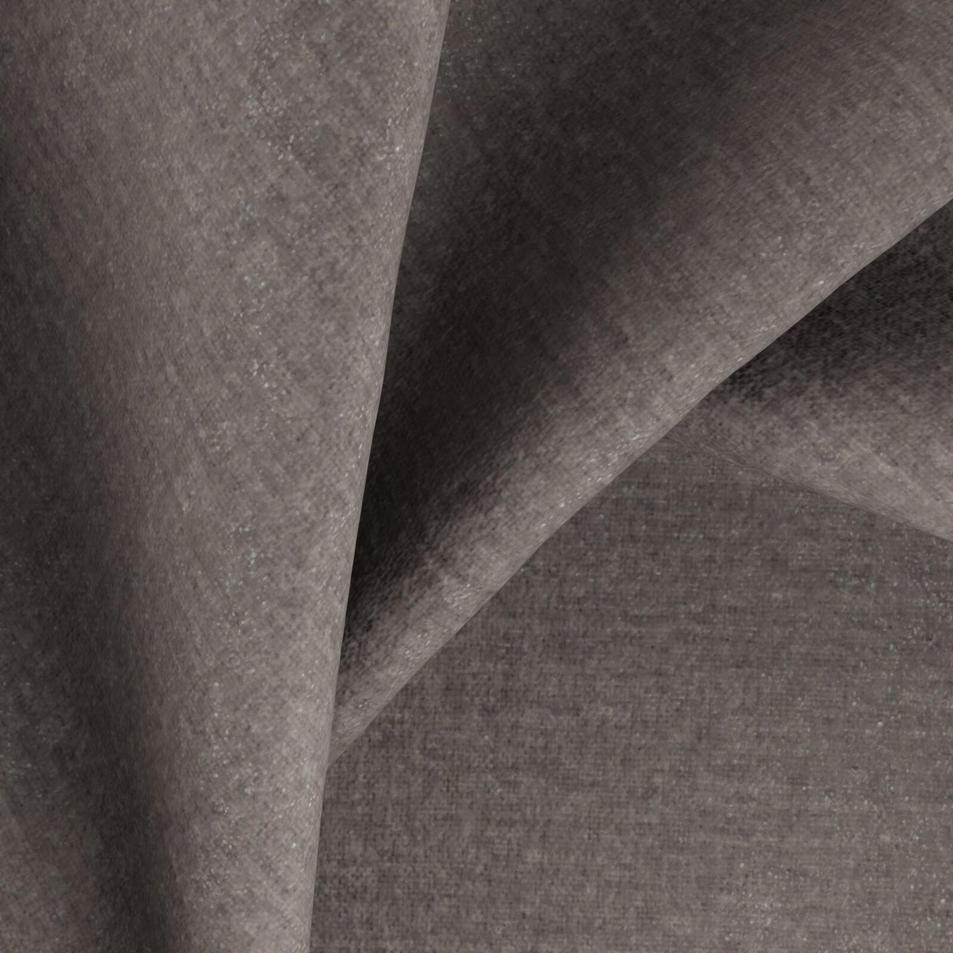 92134 Drama Iron