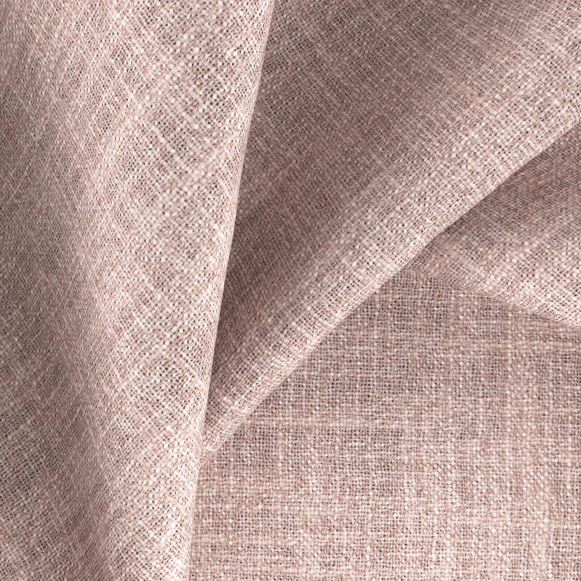 251887 Motion Blush